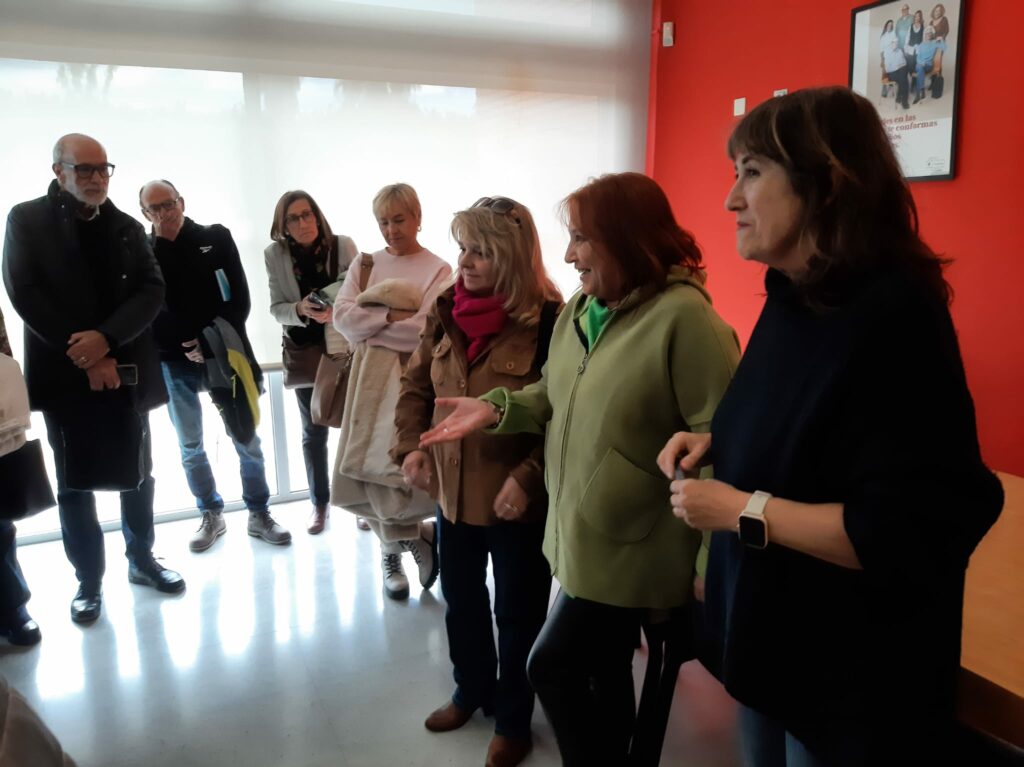 Alumnado de La Magna representa la resiliencia y solidaridad por la DANA en un acto-homenaje