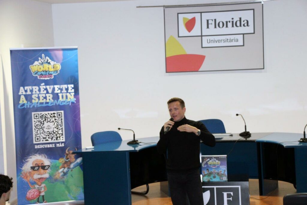 Bogdan Tapu, CEO de World Challenge Game, comparte su experiencia con el alumnado de Videojuegos